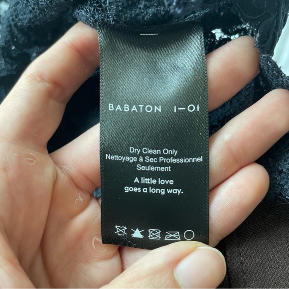 NWT Aritzia Babaton 1-01 Inkwell Lace Franck Blouse Size XS - Picture 9 of 9